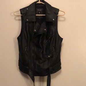 Guess leather vest